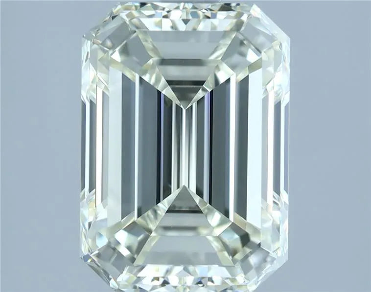 3.04ct Emerald Natural Diamond (Colour J, Clarity IF, Cut VG, IGI Certified)