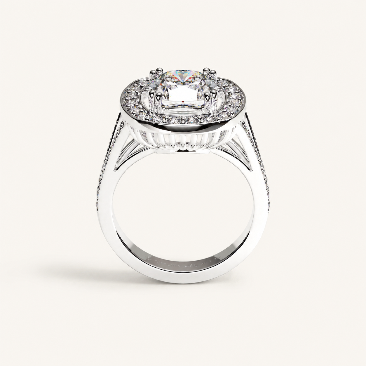 Cusion Halo Diamond Ring
