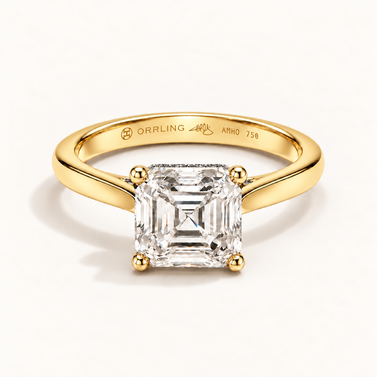 Clairenne 18K yellow gold, subtle Orrling engraving