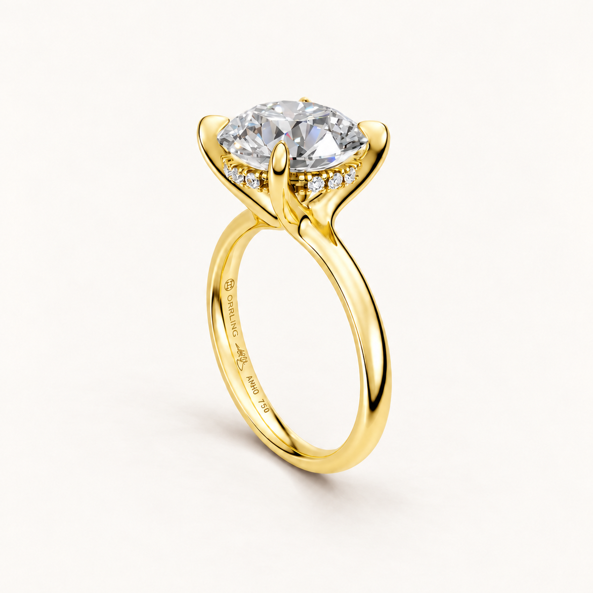 Velune 18K yellow gold, subtle Orrling engraving