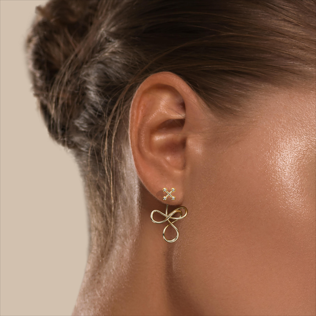 Barbelle Tangle Ear Pendant — yellow gold — model