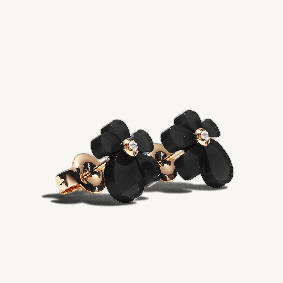 Gisela Onyx Studs