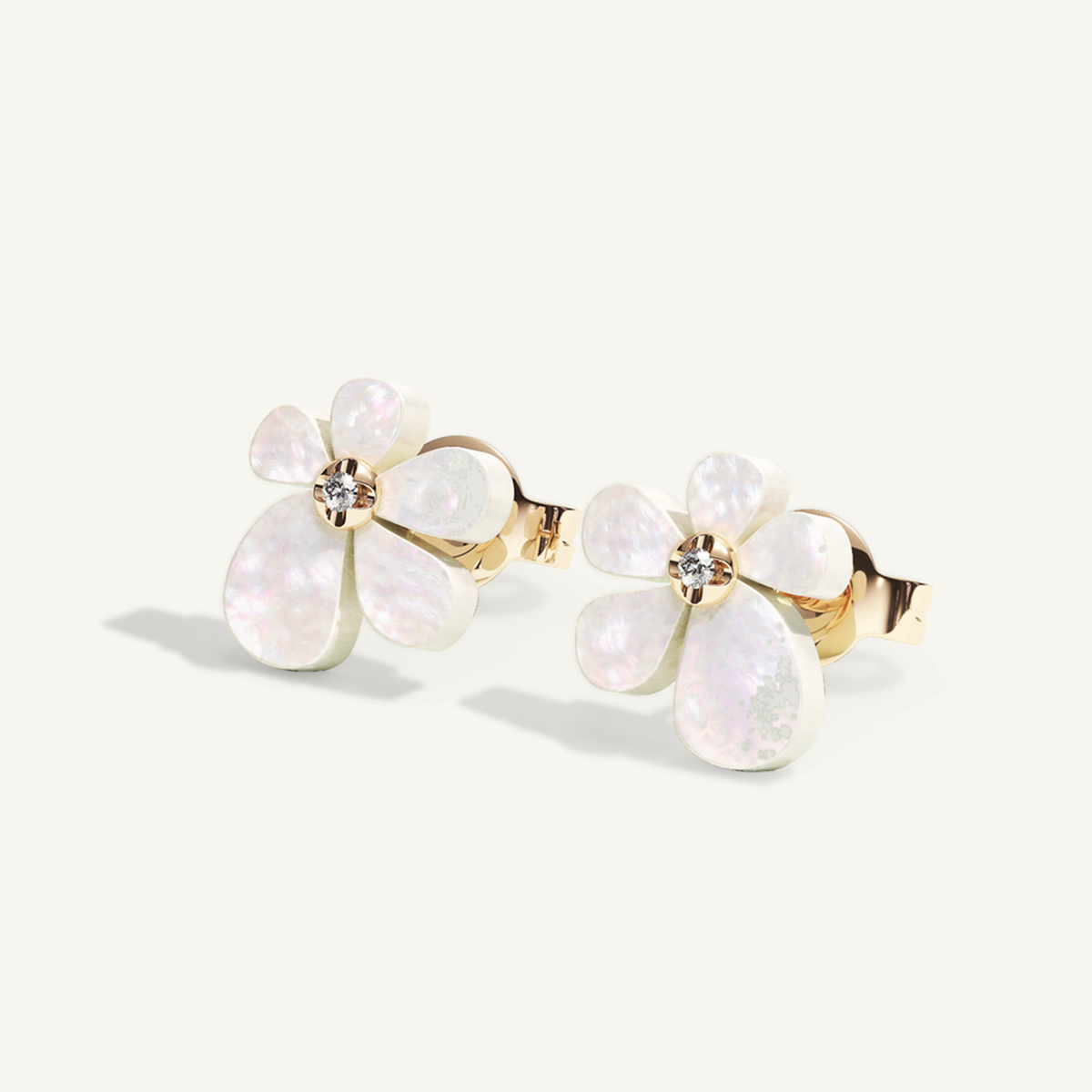 Gisela Mother of Pearl Studs – refined mother of pearl, product view 3