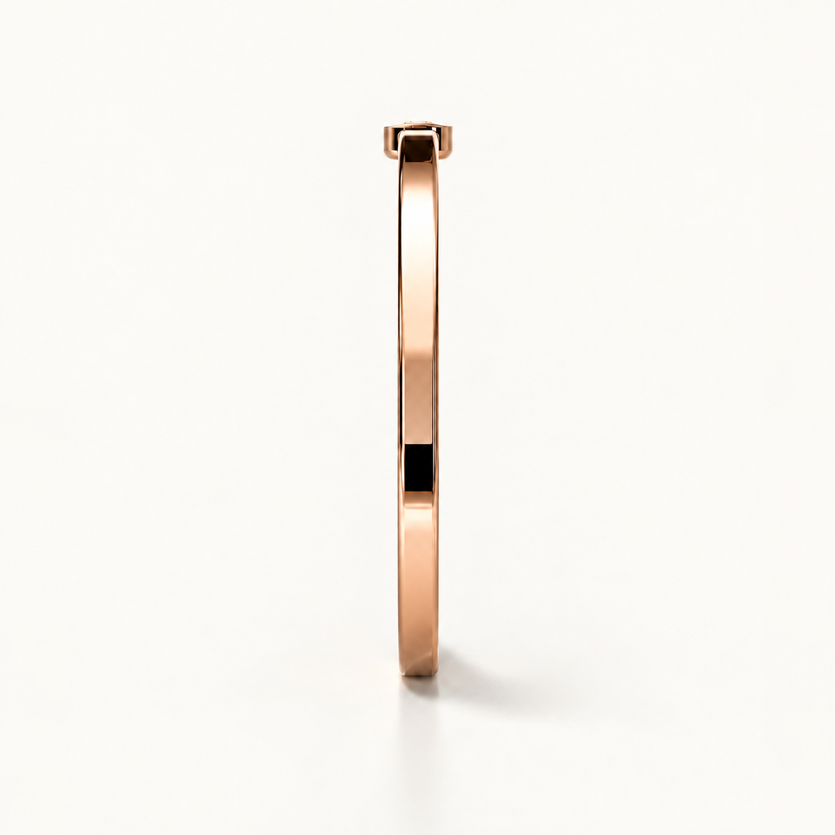 Open Monogram Frame Cuff aus poliertem 18 Karat Roségold, Seitenansicht
