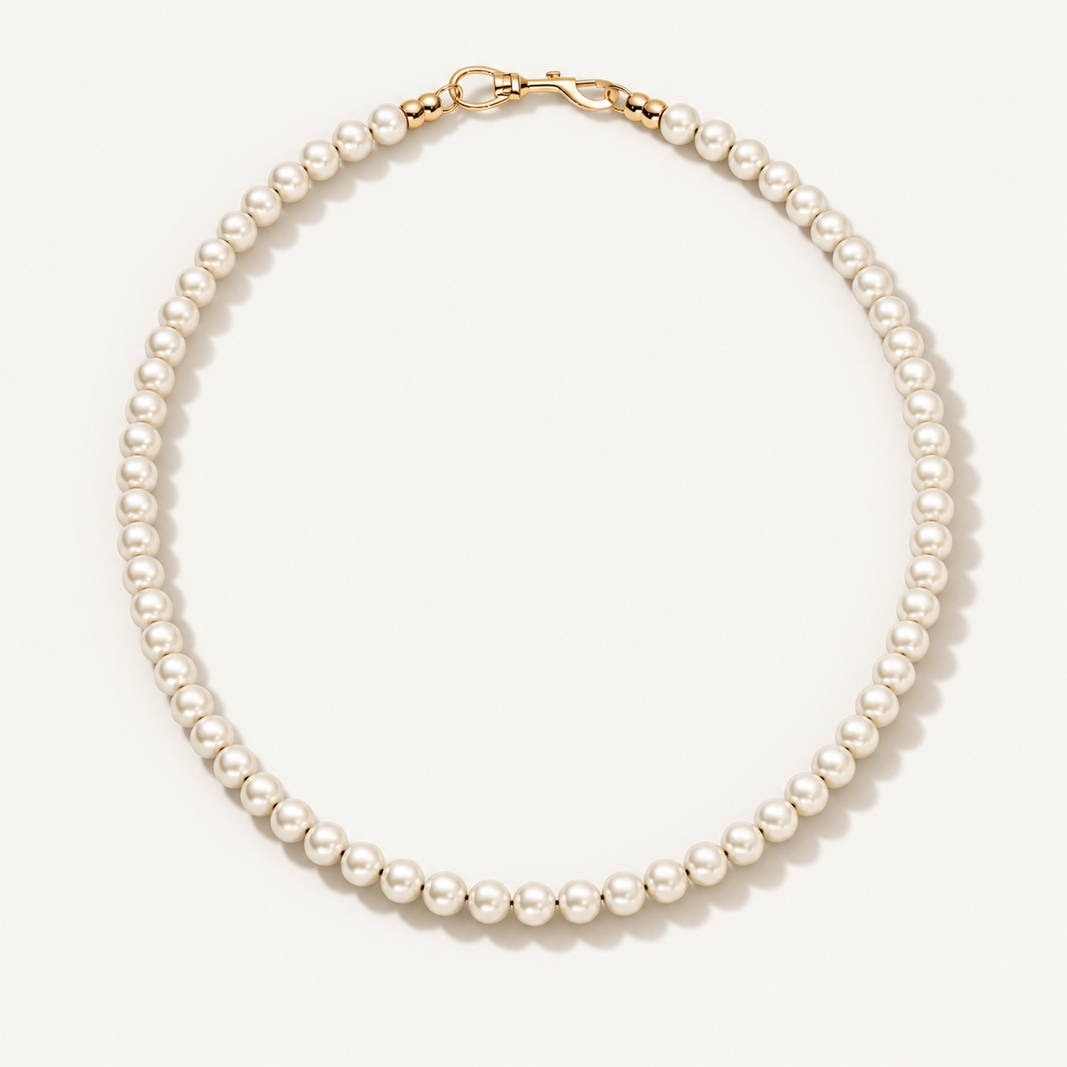 Swivel hook pearl necklace – front view